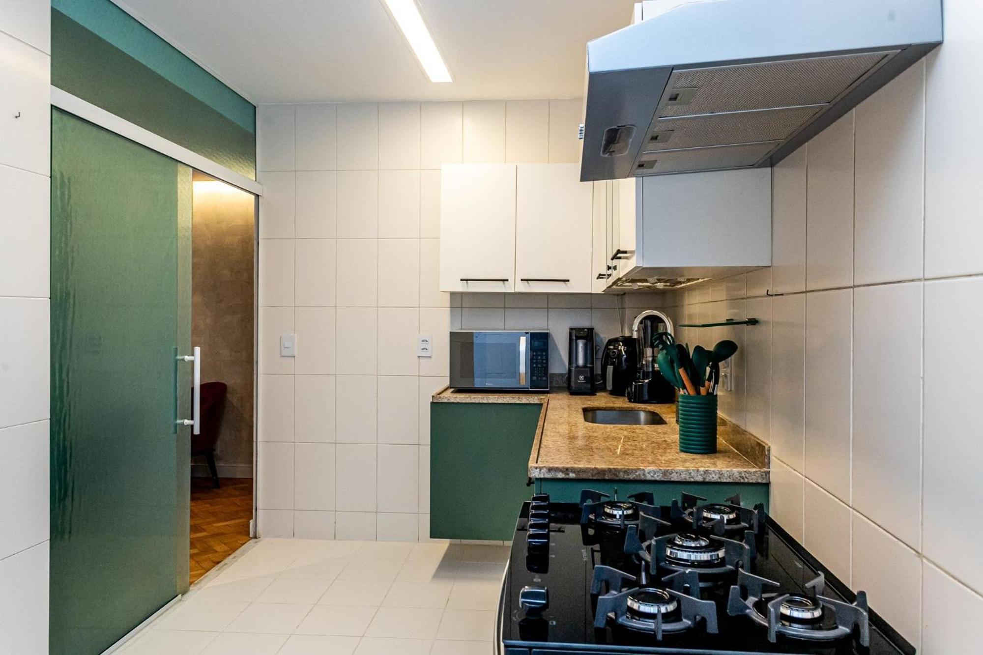 Apartamento Recem Decorado 2qts A 150m Da | Gc 50/101